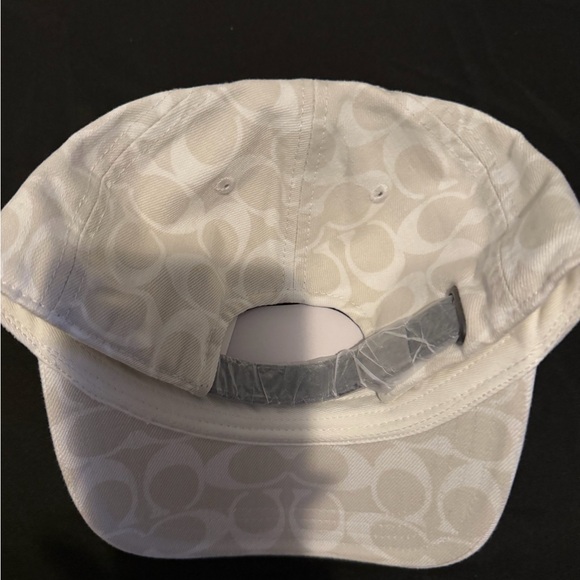 Coach White Monogram Cap - Picture 3 of 3